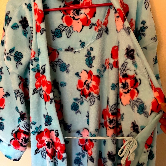 Artology soft Robe - Picture 5 of 9